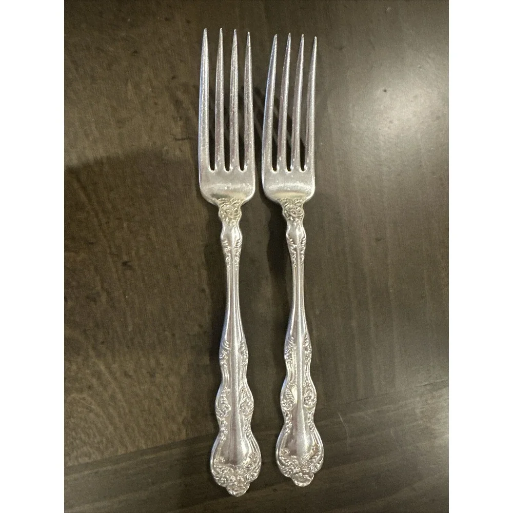 2 Pcs International‎ ORIENT-VENICE Dinner Fork Holmes & Edwards Silverplate 1904